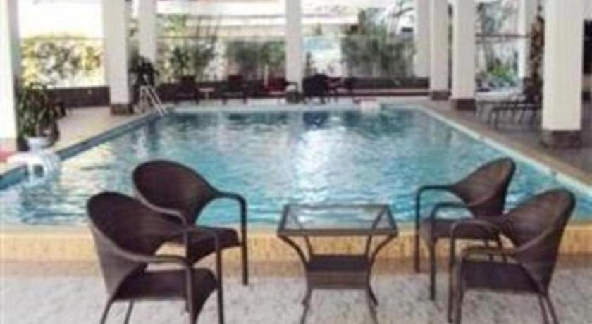Huu Nghi Hotel Hải Phòng Extérieur photo
