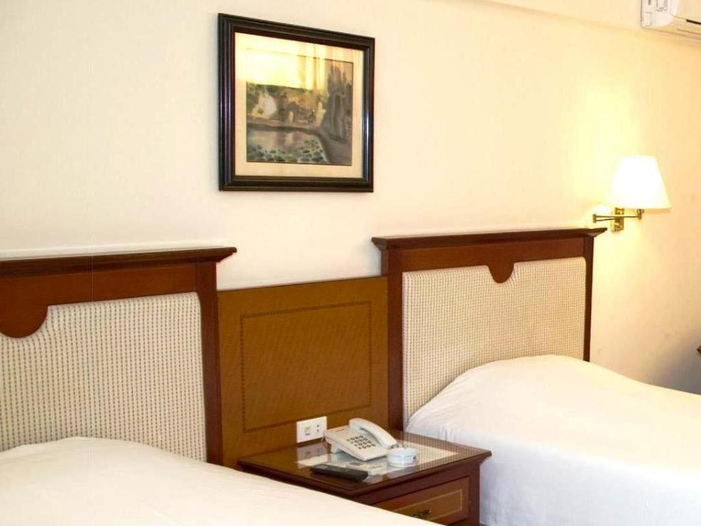 Huu Nghi Hotel Hải Phòng Extérieur photo